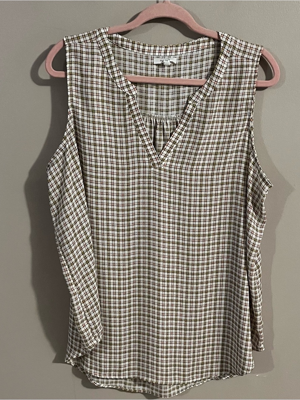 $6❤️Bundled Maurices Tank